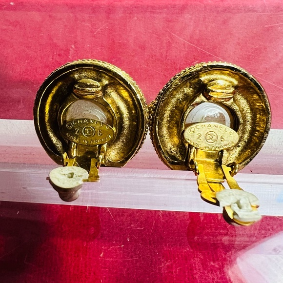 CHANEL Gold Tone and Pearl Round Earrings - Picture 10 of 13